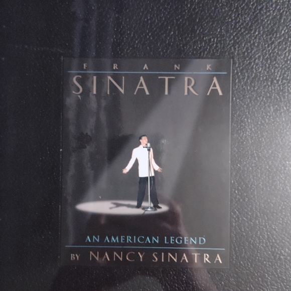 Frank Sinatra Collectors Set - Picture 3 of 7